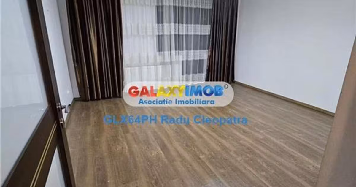 Apartament de vânzare cu 4 camere în zona Ultracentral, Ploiești