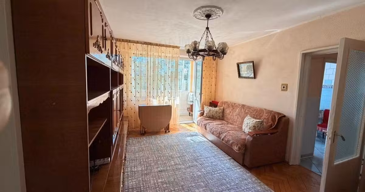 Apartament de vânzare cu 2 camere în zona Micro 17, Galați