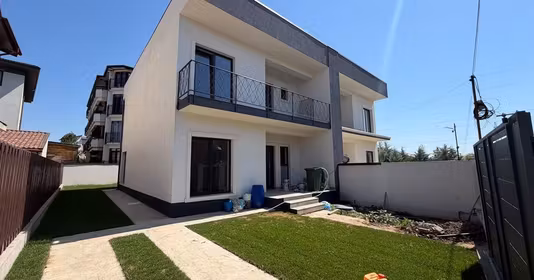 Casă Dobroești