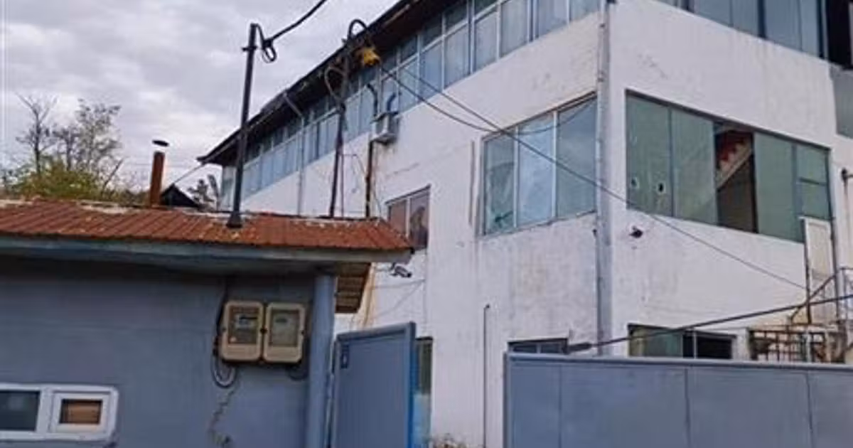 Spațiu comercial de vânzare de 664 mp, în Dăești