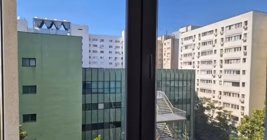 Apartament Titan