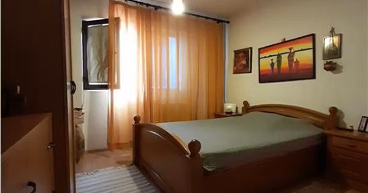 Apartament de vânzare cu 2 camere, mobilat în zona B-dul București, Ploiești
