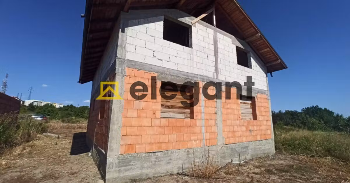 Casă individuală de vânzare cu 5 camere în zona Periferie, Craiova