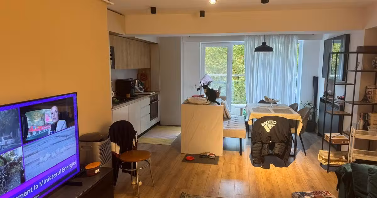 Apartament de vânzare cu 3 camere, mobilat în Otopeni
