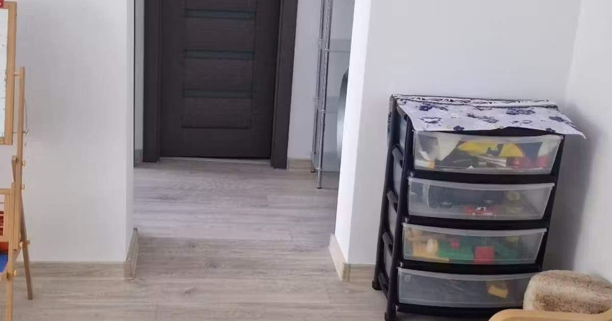 Apartament de vânzare cu 2 camere în zona Tomis I, Constanța