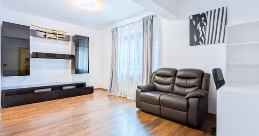 Apartament Tractorul