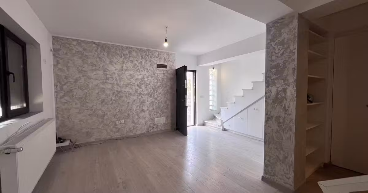 Casă de vânzare cu 3 camere în Bragadiru