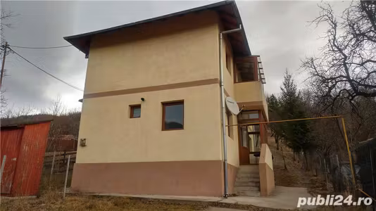 Casă Comarnic
