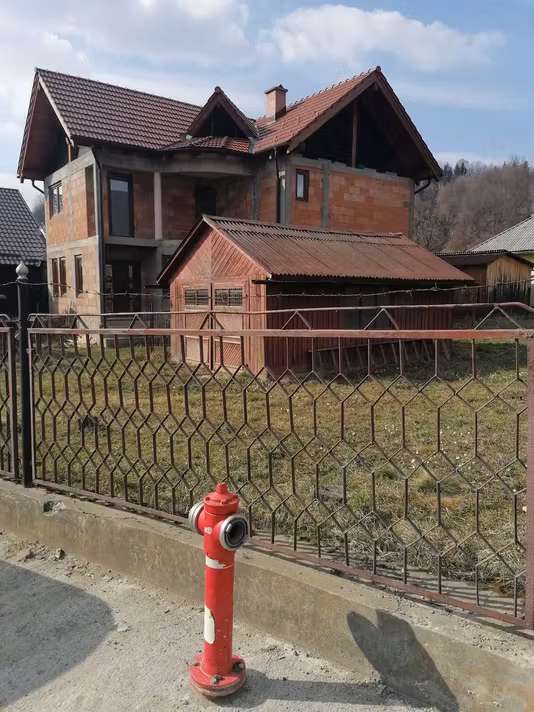 Casă Viseu de Sus