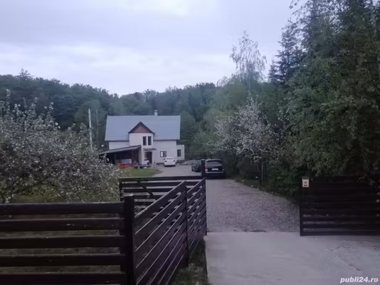 Casă Varfu Dealului