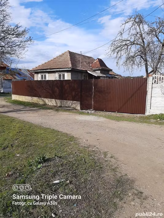 Casă Scornicesti