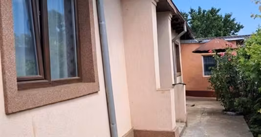 Casă Tichilești