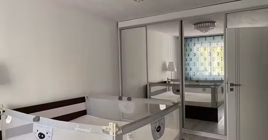 Apartament Titan