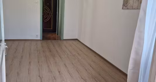 Garsonieră Titan