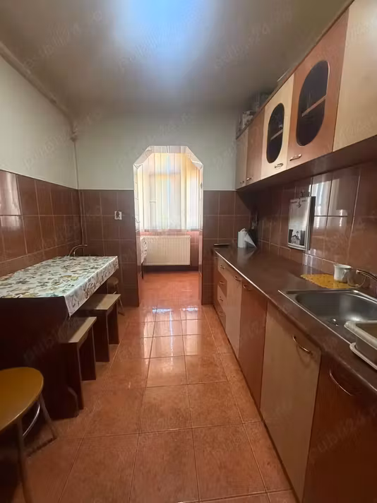 Apartament Costesti