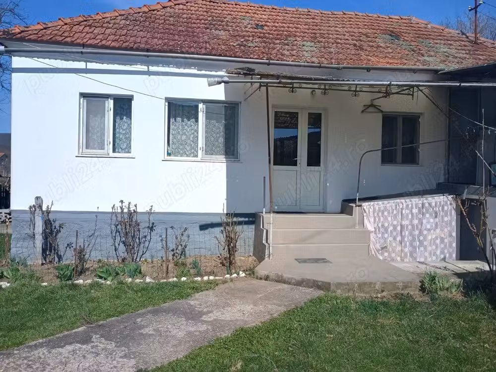 Vând casă în comuna Gurasada, sat Gothatea