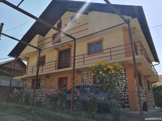 Casă Stroesti