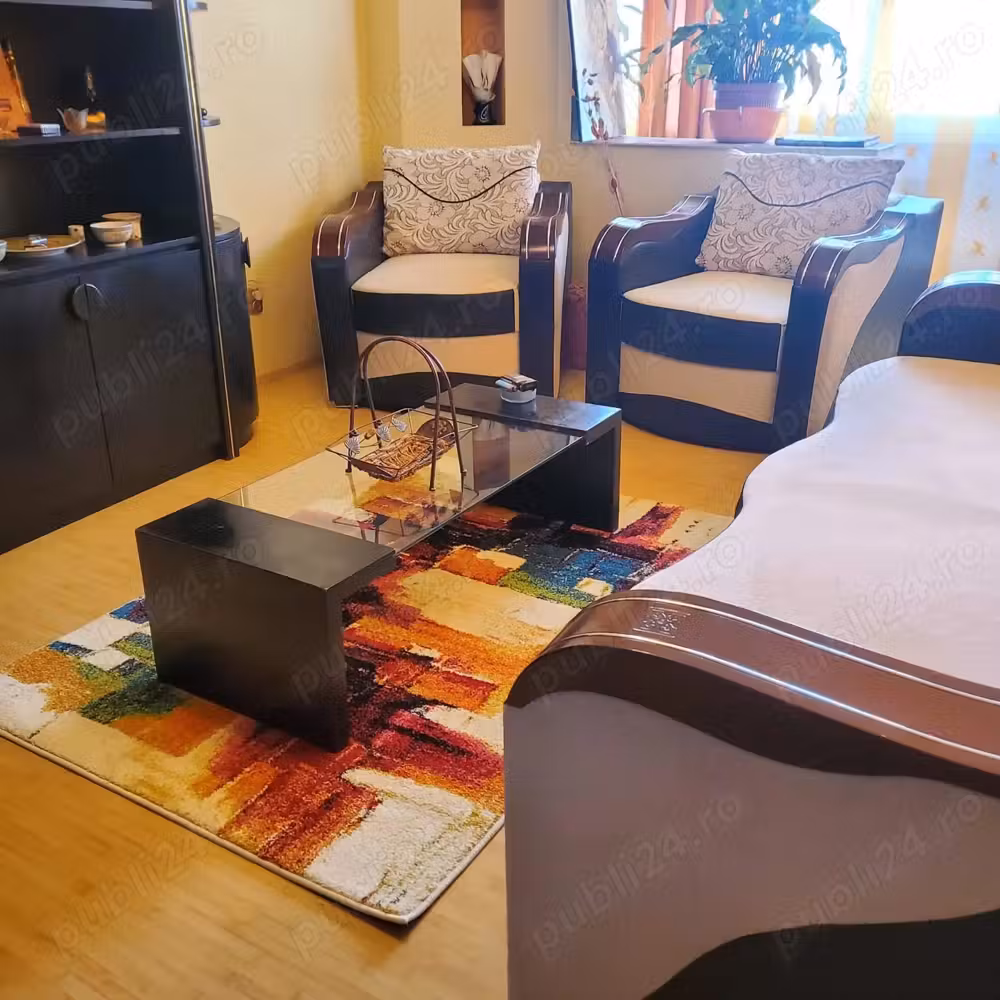 Inchiriez apartament 2 camere 1Mai Sala Polivalenta-Ciuperca