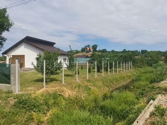 Casă Ceuasu de campie