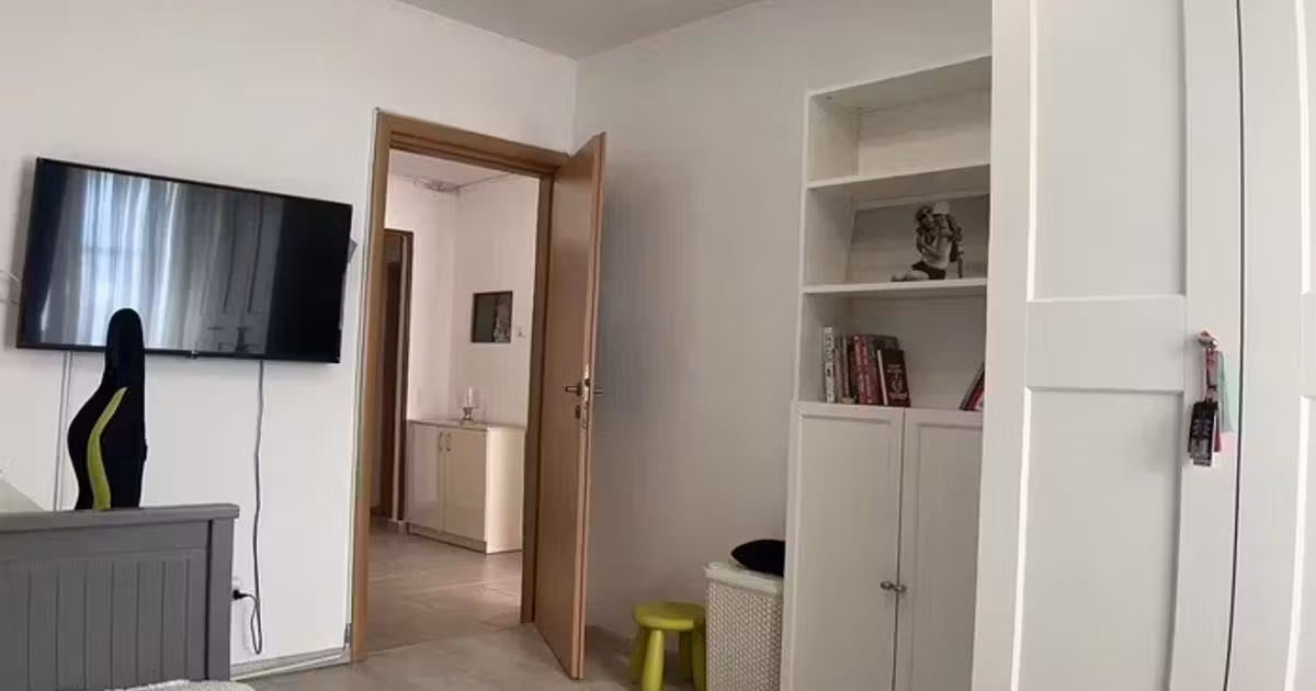 Apartament de vânzare cu 4 camere în zona Berceni, Sector 4