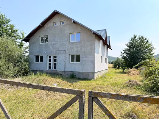 Casă Valenii de Munte