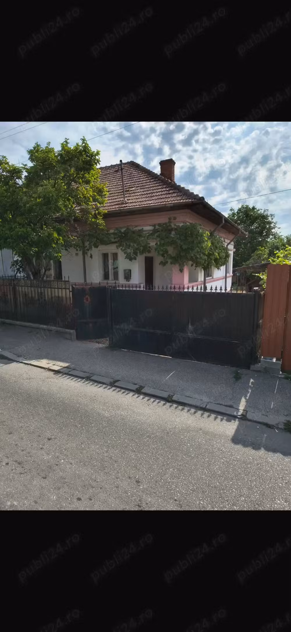 Casă de vânzare zona centrală 1 mai