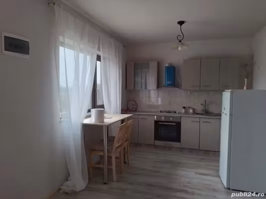 Casă Hinova
