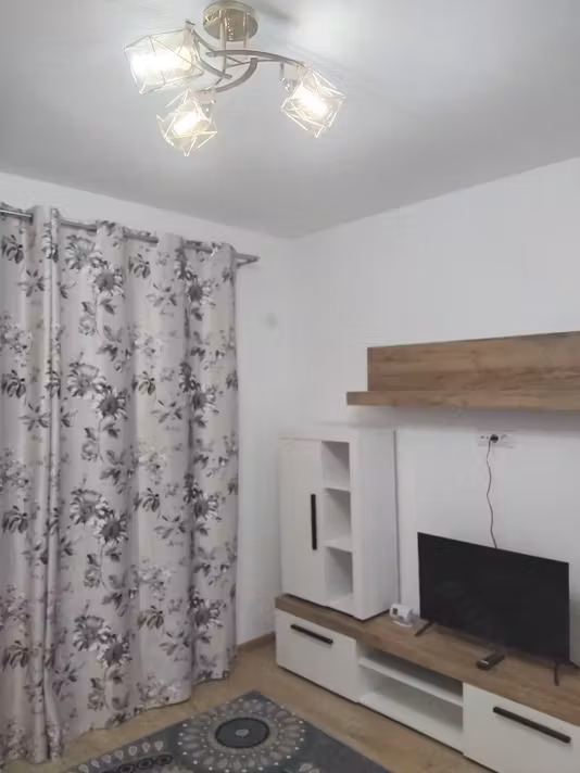 Apartament Rosu
