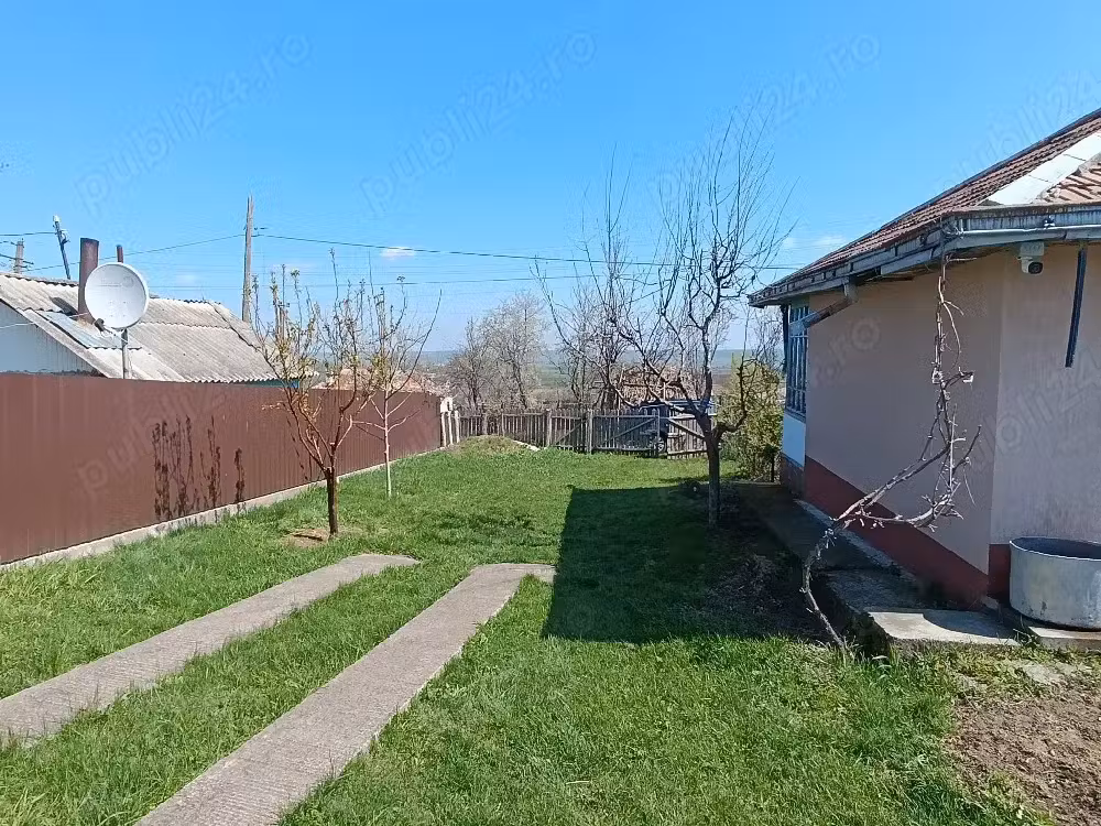 Casă de vânzare