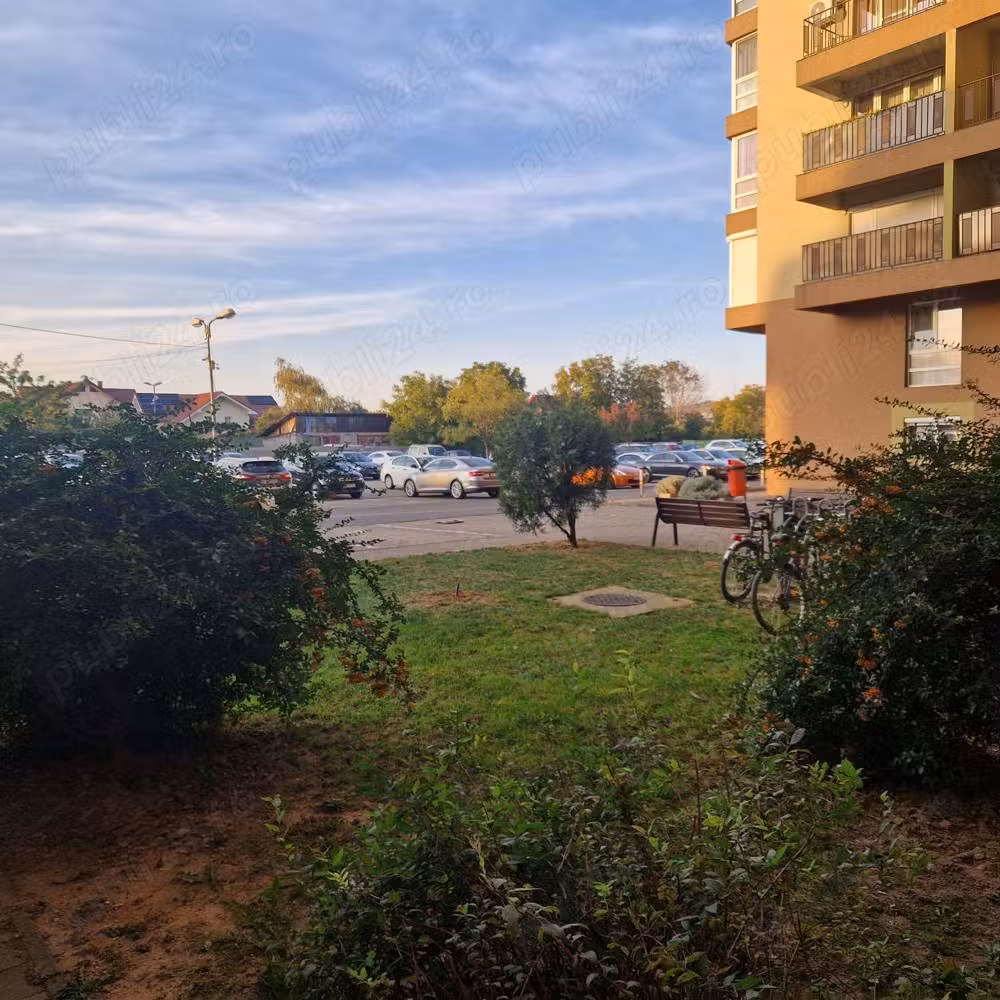 For rent !Chirie apartam 4 cam modern Universitatiii Residential