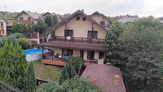 Casă Barnova