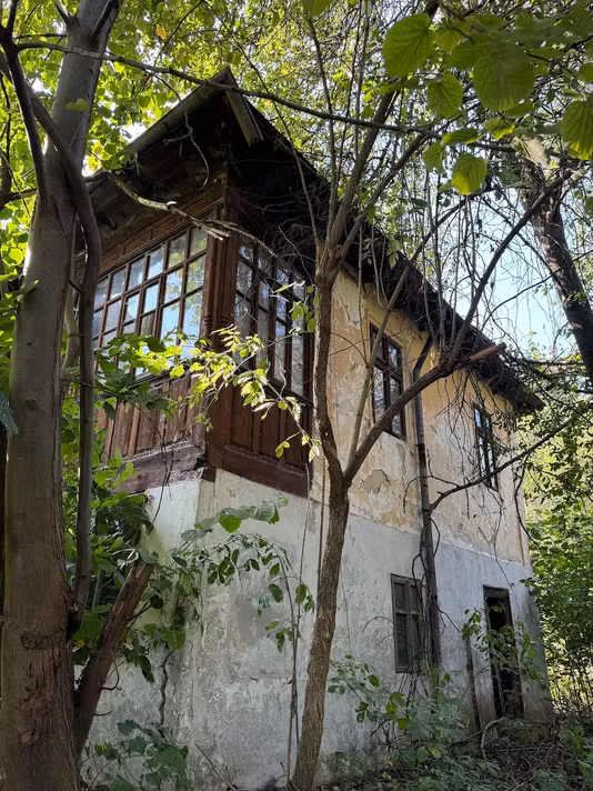Casă POSESTI