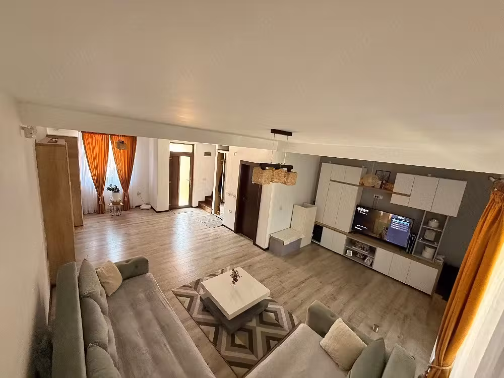 Duplex complet mobilat de vanzare in Chisoda, 3 camere, asfalt, vatra veche