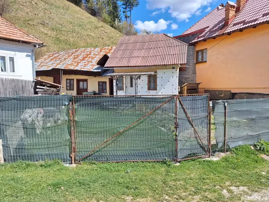 Casă Campulung