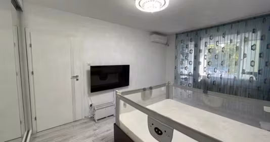 Apartament Titan