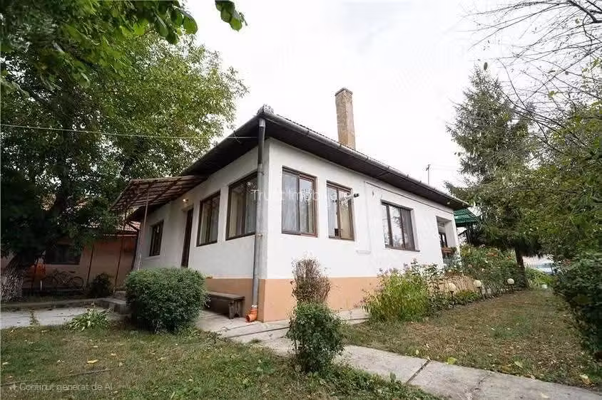 Vand casa solida in Iclod , jud Cluj