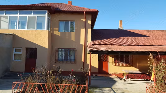 Casă Cobadin