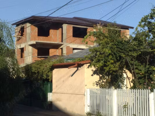 Casă Central