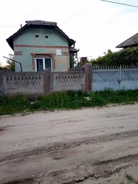 Casă Maglavit