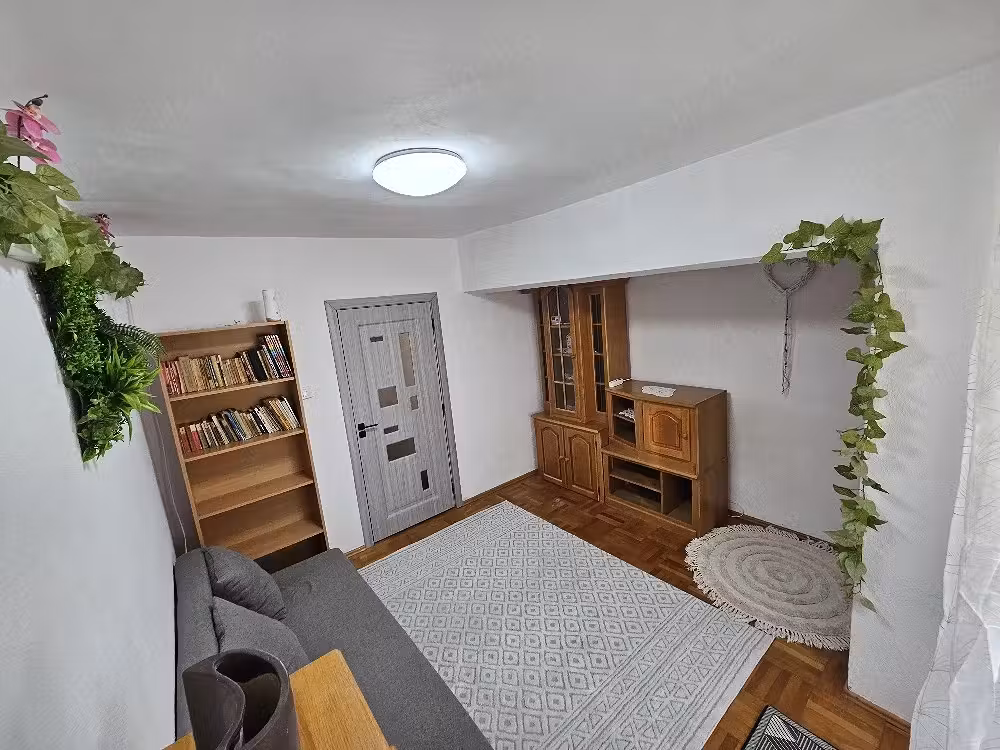 Inchiriez apartament 2 camere Tiglina 1
