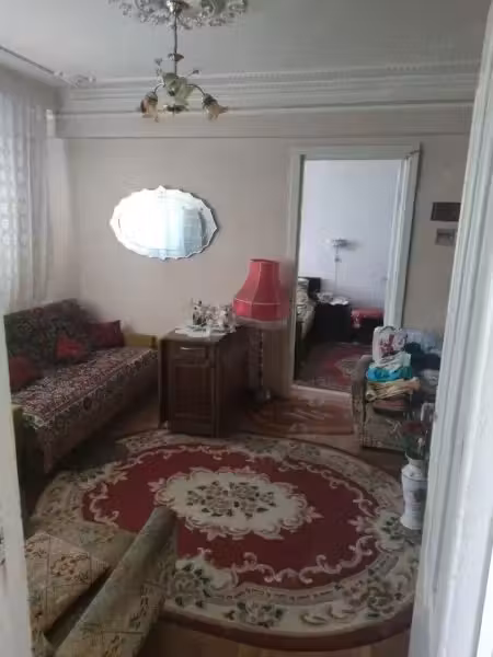 Vand apartament 2 camere