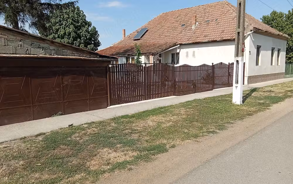Casa de vânzare
