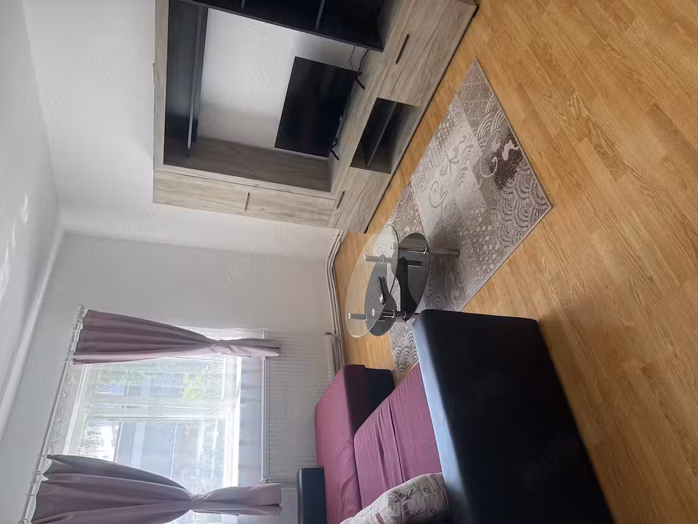 Închiriez apartament cu două camere în Turda Micro 3