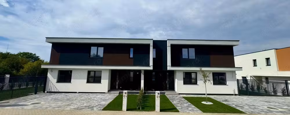 Proprietar Vand Casa Duplex in Dumbravita str Ferventia2 parc Terra