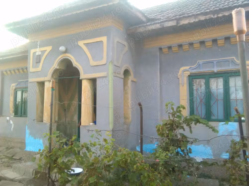 Casă de vânzare