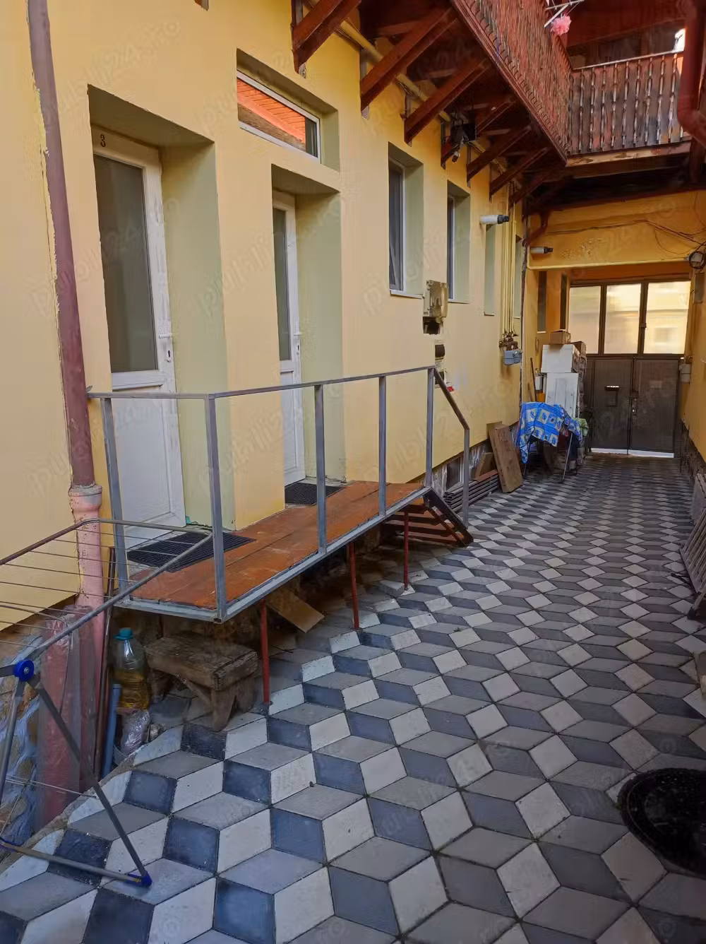 Inchiriez garsoniera in Brasov
