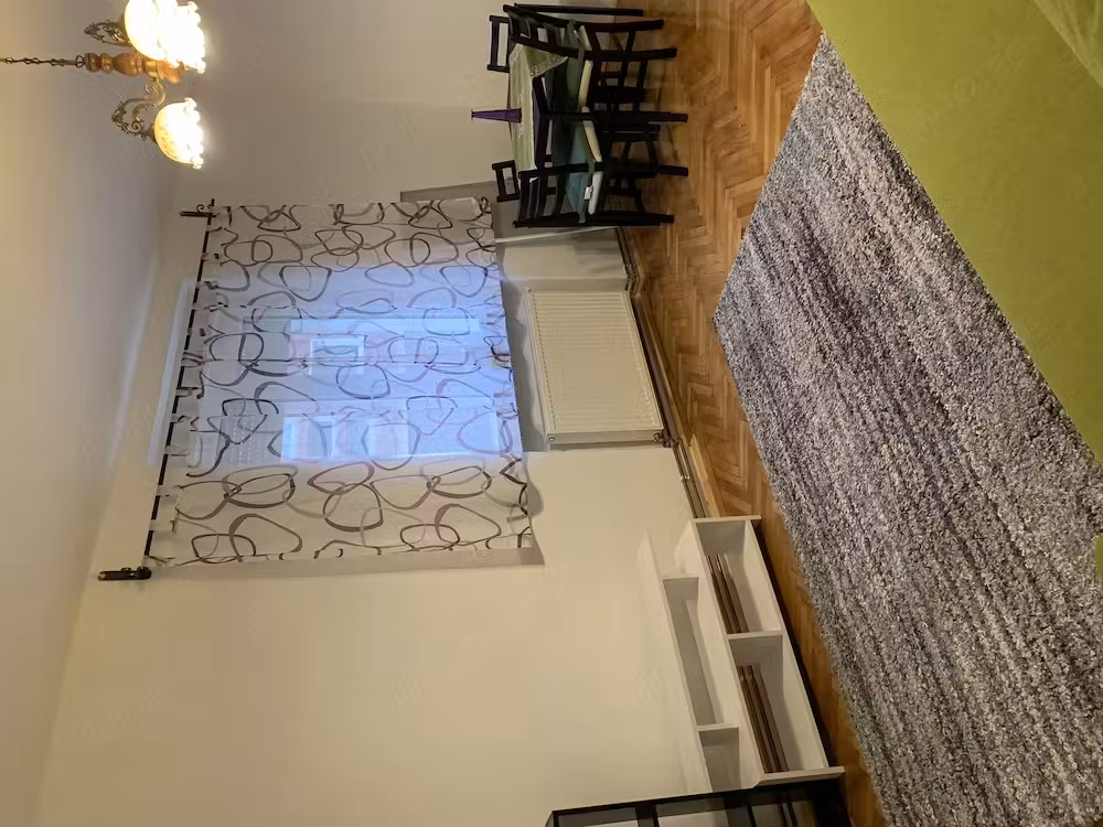 De vânzare apartament 2 camere Lunca Pomostlui