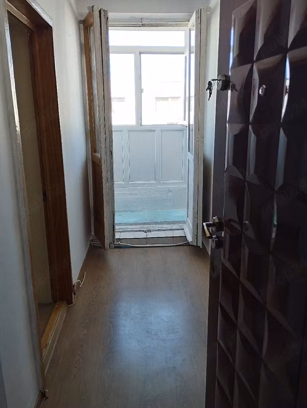 Persoană Fizică vînd Apartament 2 camere, decomandat, 54 mq, zona Frumoasa