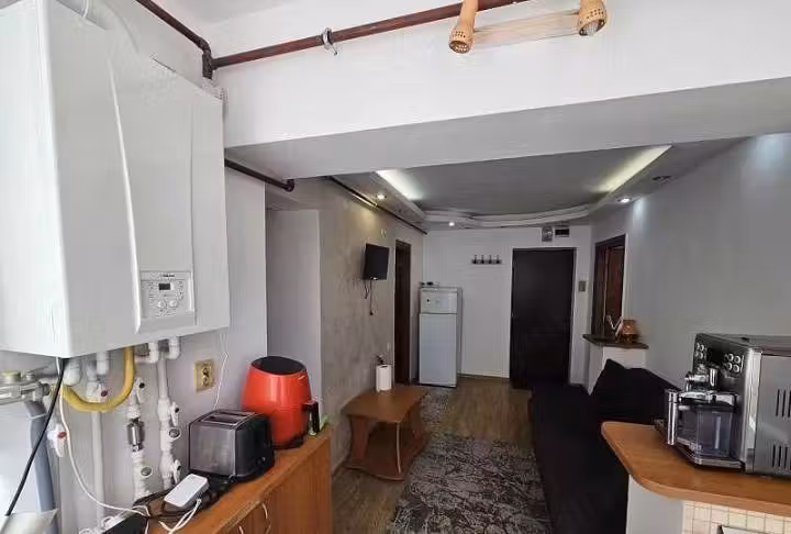 -Bdul Tomis-garsoniera la cheie