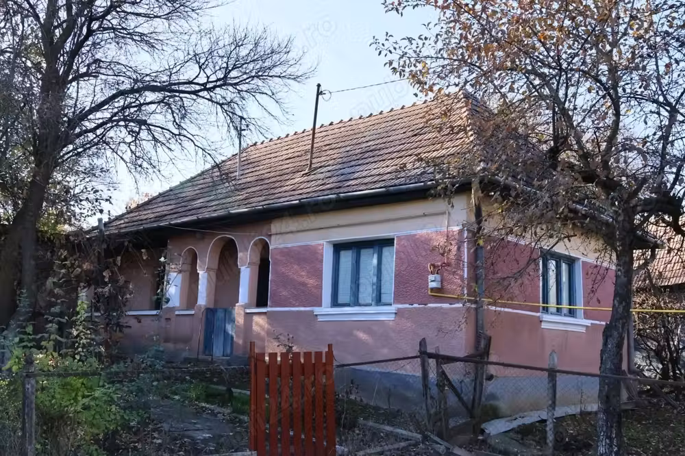 Casă de vânzare